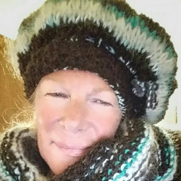 Perfect HAT and SCARF!!